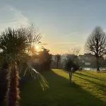 Bords De Sarthe Bed and Breakfast Λε Μανς