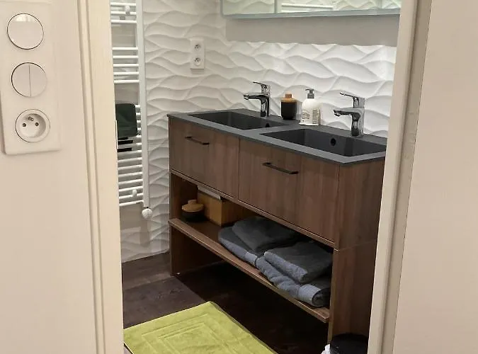 Couette-café Bords De Sarthe *