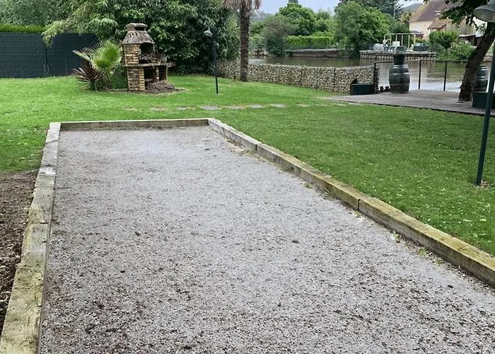 Bed and breakfast Bords De Sarthe *